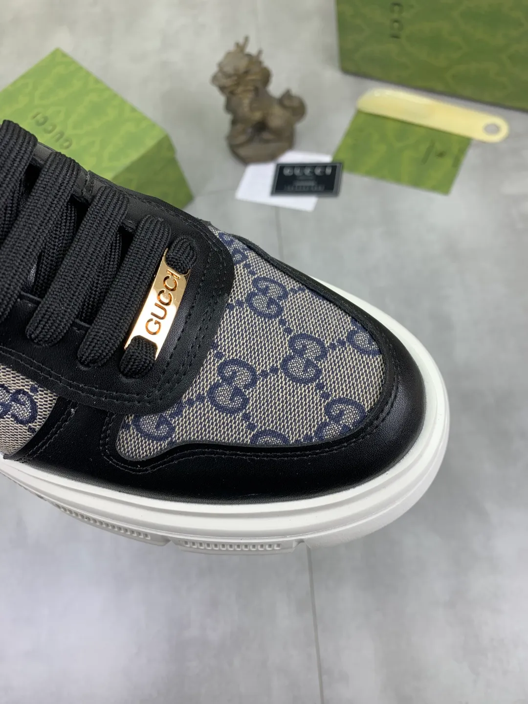 Men's shoes💰P420 💰[New Style] (GUCCI) The latest model from the official website🎁🎁Casual and fashionable men's shoes👟, hot style💥The style is simple and elegant, exclusive for trendy men. The unique double G element of the latest brand from the official website👑Gucci Original decoration, fashionable and generous, the fabric is original frosted calfskin✅Fully imported first-layer pigskin lining, the official website specifies wear-resistant, lightweight original rubber casual outsole, the classic model is taken in real life🎬38-44 2️⃣ colors available